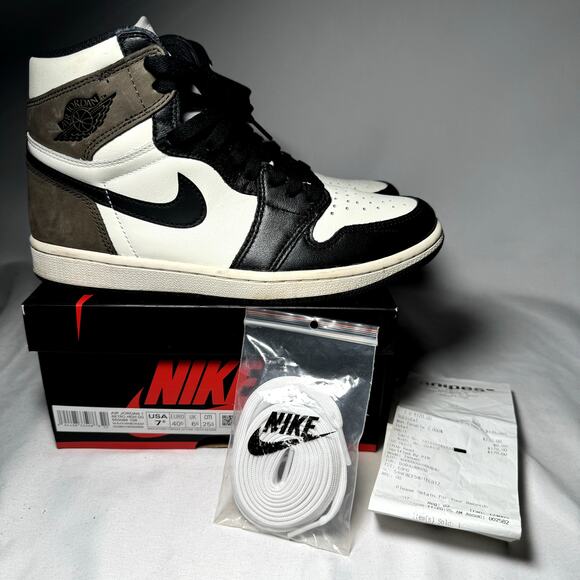 Size Nike Air Jordan Retro High OG Dark Mocha Men's Shoes